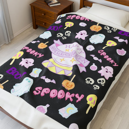 Halloween Velveteen Plush Blanket, Cozy Throw for Fall Nights, Spooky Decor, Perfect for Trick or Treat Season, Unique Gift Idea